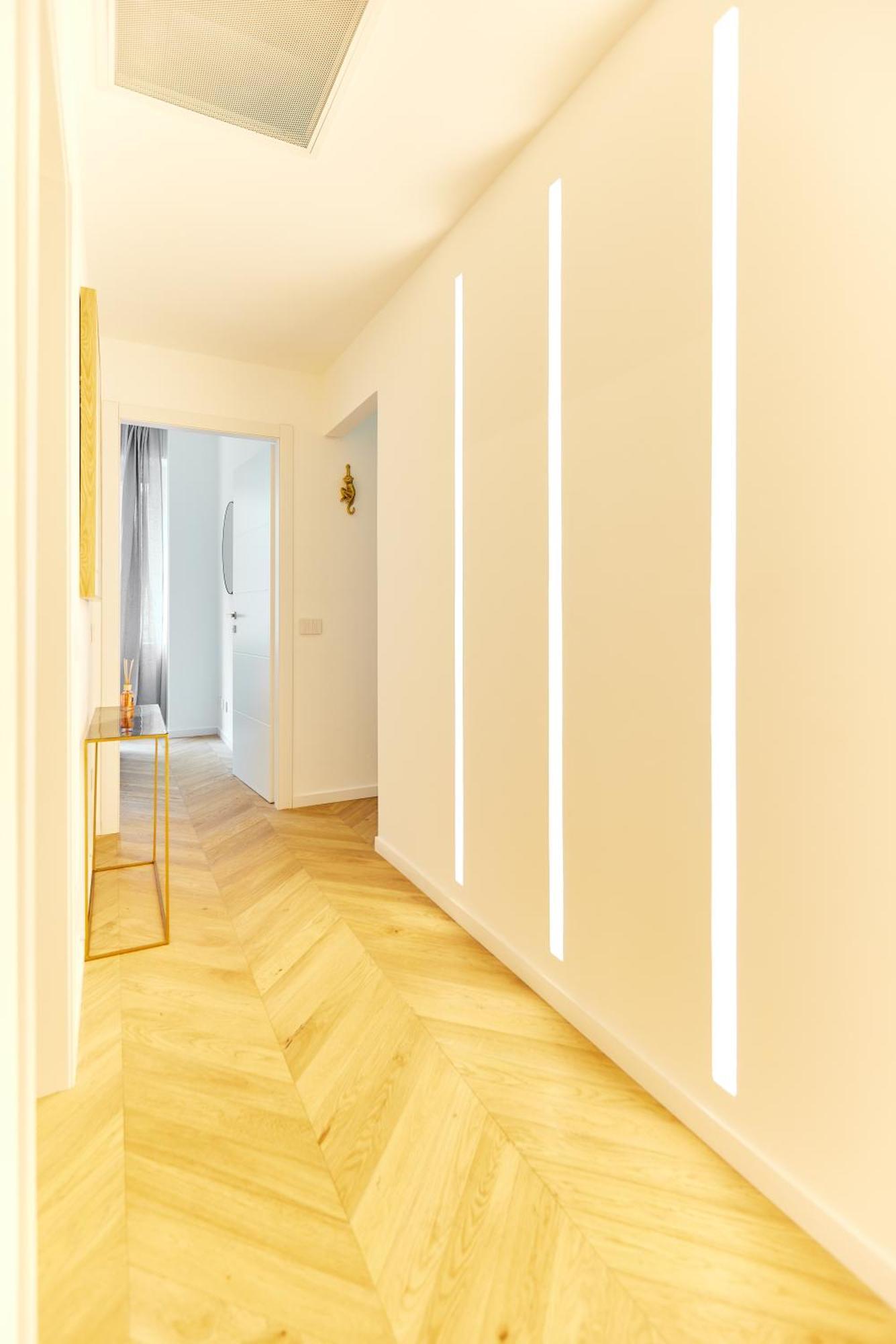 Duomo Imperial Suits - Modern And Comfortable Milan Bagian luar foto